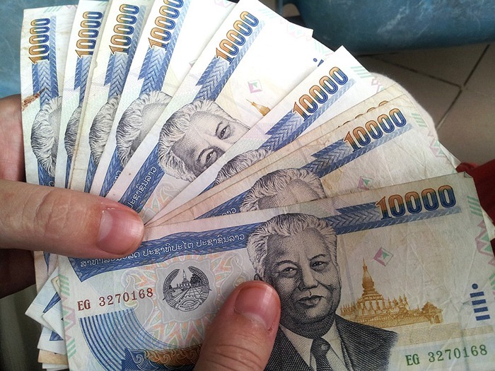ten thousand baht paper bills