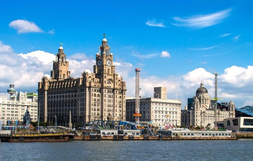 Liverpool development and tourism