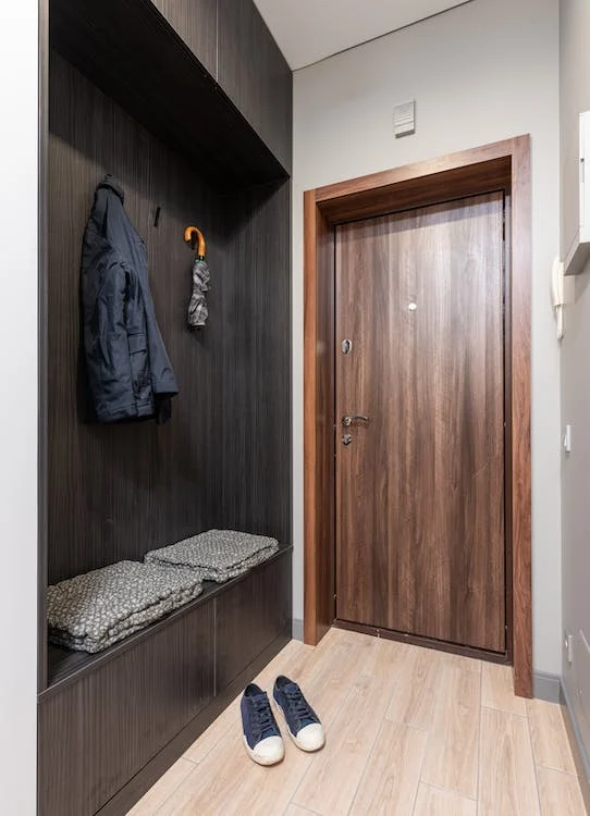 10 FAQs About Bi-Fold Closet Doors