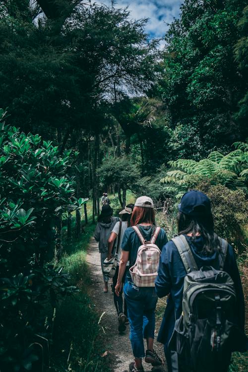 5 Best Backpacking Trips for College Students in 2021