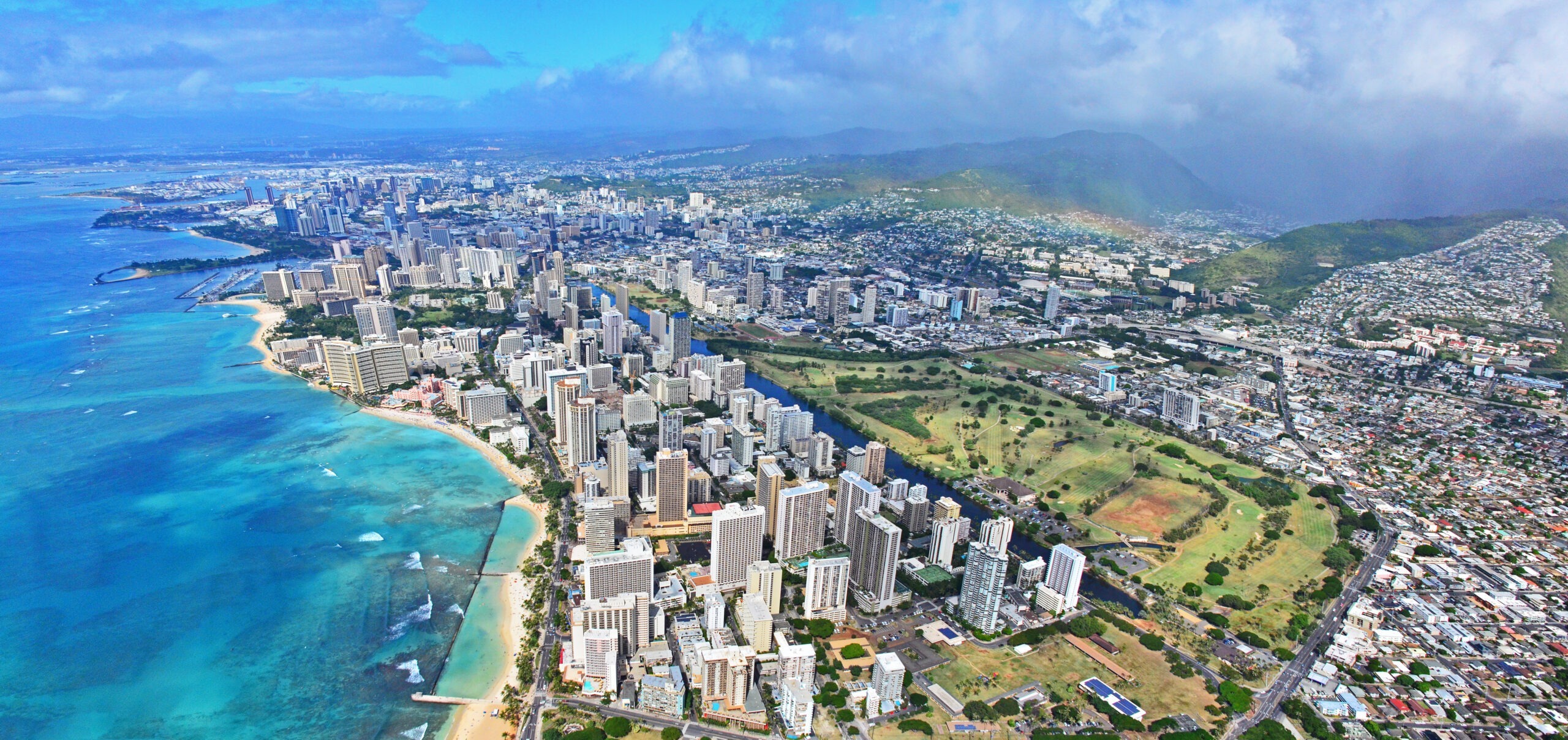 Aerial-view-of-Waikiki