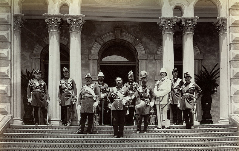 Kalakaua-with-his-military-staff-officers