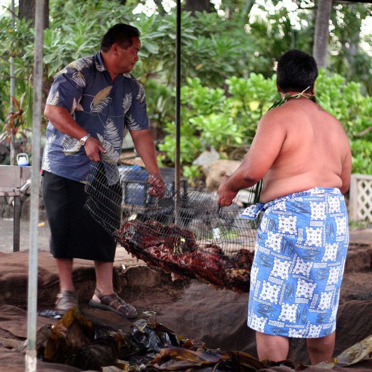 Two-guys-cooking-the-kalua-pig