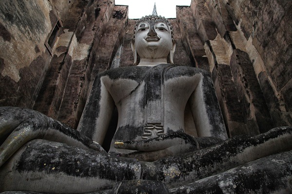 Wat-Si-Chum-Sukhothai-Old-City-Old-City
