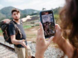 Roam & Record A Beginner's Guide to Crafting Stunning Travel Videos
